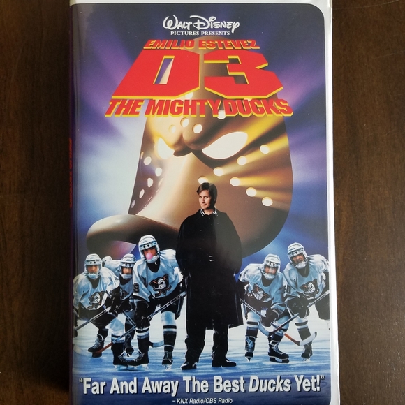 Mighty Ducks D3 (1996 VHS) Disney Video - Picture 1 of 7